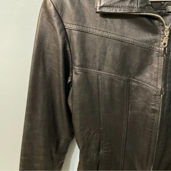 Sold - Picture 4 of 15